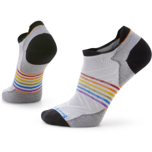 Smartwool Run Zero Cushion Pride Rainbow Low Ankle Socks Unisex 2024 in White size Large | Nylon/Wool/Elastane