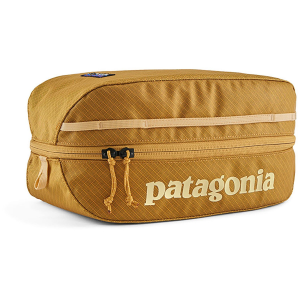 Patagonia Black Hole 6L Cube 2026 Bag in Gold | Polyester