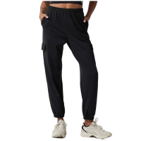 Women's Vuori Boyfriend Cargo Joggers 2024 Pant in Black size Medium | Elastane/Polyester