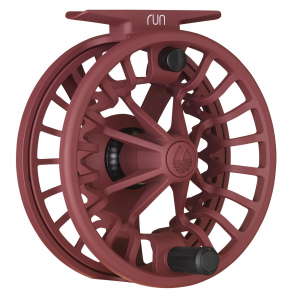 Image of Redington RUN Fly Reel | RUN 3-4 BURGUNDY