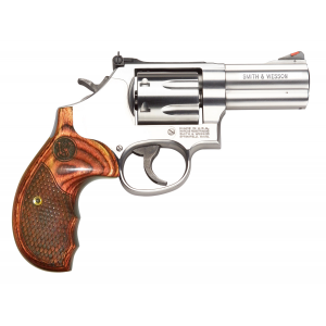 SMITH & Wesson 150713 686 Plus Deluxe Distinguished Combat Magnum 3 7 Rd Wood Grip Stainless Steel