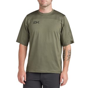 Image of Dakine Syncline Short-Sleeve Jersey 2023 in Green size Small | Polyester