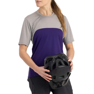 Women's 7Mesh Roam Short-Sleeve Shirt 2024 in Purple size Medium | Polyester