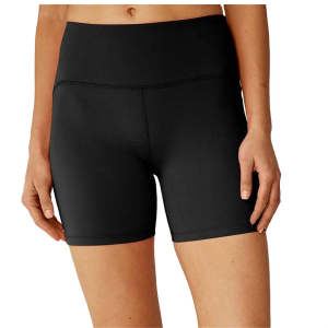 Women's Beyond Yoga Powerbeyond Strive Pocket Biker Shorts 2024 in Black size Large | Elastane/Polyester