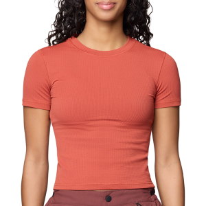 Women's Mountain Hardwear Peak Knit(TM) Short Sleeve Shirt 2025 in Red size Large | Nylon/Elastane