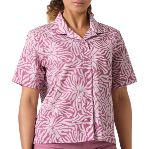 Women's Helly Hansen Holmen Short-Sleeve Shirt 2026 in Pink size Medium | Cotton/Polyester