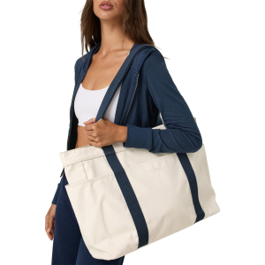 Vuori Vuori Cove Canvas Tote 2027 Bag in Khaki | Cotton/Polyester - $98.00 at evo