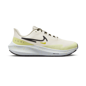 Nike Pegasus 39 Shield Running Shoe - Women's