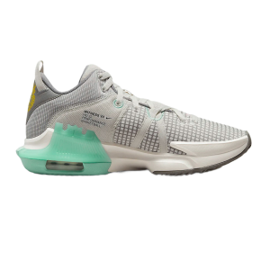 Nike LeBron Witness 7 Basketball Shoe - Men's