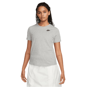 Nike Sportswear Club Essentials T-Shirt - Women's