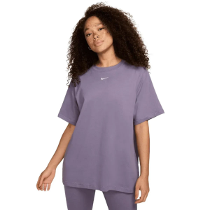 Nike Sportswear Essential T-Shirt - Women's