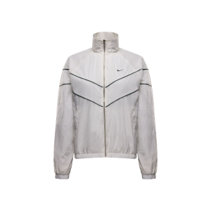 Nike Windrunner Loose UV Woven Full-Zip Jacket - Women's