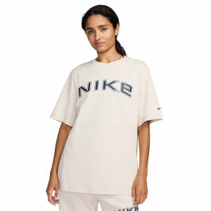 Nike Sportswear Loose Short-Sleeve Graphic T-Shirt - Women's