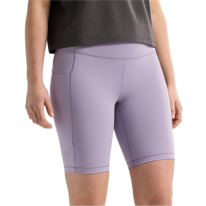 Women's Arc'teryx Essent High-Rise 8 Shorts 2024 Purple size 6 | Nylon/Elastane