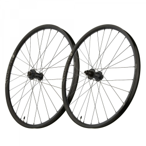 Industry Nine | Classic 6 Bolt Enduro S 27.5" Wheelset Classic 6 Bolt Enduro S - 27.5 - Wheelset | Black | Hubs | Black | Spokes - 15X110 - 12X148 - Xd | Aluminum