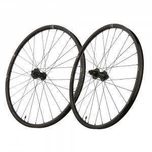 Industry Nine | Classic 6 Bolt Trail S 29" Wheelset Classic 6 Bolt Trail S - 29 - Wheelset | Black | Hubs | Black | Spokes - 15X110 - 12X148 - Xd | Aluminum