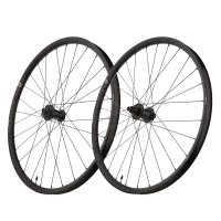 Industry Nine | Classic 6 Bolt Enduro S 27.5" Wheelset Classic 6 Bolt Enduro S - 27.5 - Wheelset | Black | Hubs | Black | Spokes - 15X110 - 12X148 - Xd | Aluminum