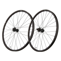 Industry Nine | Classic 6 Bolt Trail S 29" Wheelset Classic 6 Bolt Trail S - 29 - Wheelset | Black | Hubs | Black | Spokes - 15X110 - 12X148 - Xd | Aluminum