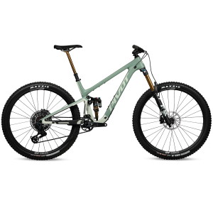 LG / Green Meadow Mist / Aluminum Wheel