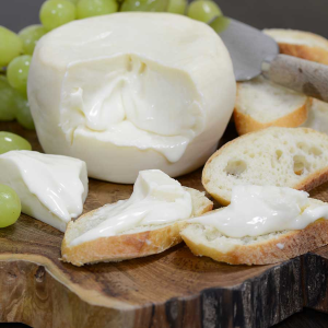 Queso Cremoso - Raw Sheep's Milk Cheese - 1.2 lbs
