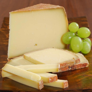 Challerhocker - 8 oz (cut portion)