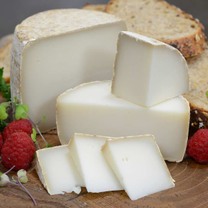 Tommette de Brebis - 0.75 lbs (cut portion)