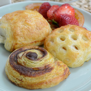 Cinnamon Roll, Apple Pocket, Pain Au Chocolat Mini Danish, Frozen, Unbaked - 200 count, 1.25 oz ea