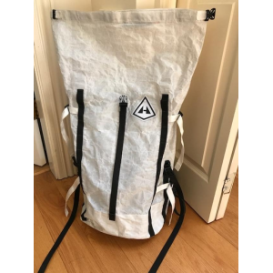 Hyperlite Mountain Gear 2400 Porter waterproof backpack, medium