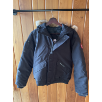 NWT Youth Rundle Black Bomber - L (14-16)