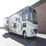 RV 27: 2019 Thor Hurricane 35M