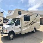 2018 Winnebago Minnie Winnie with Optional Bike Rack and Bikes!
