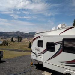 2012 Keystone Laredo *FAMILY GLAMPING* *Weight Distribution Hitch Included*