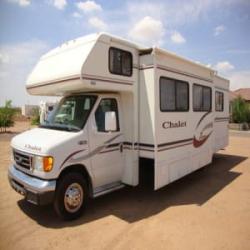 2006 Winnebago Chalet