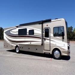 2017 Fleetwood Bounder