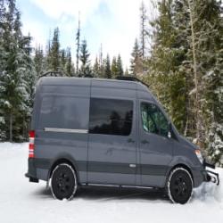 Outside Van Mercedes Sprinter 2WD