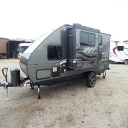 Stealth Camper - Family Friendly & Ultra Lite - towable with a minivan