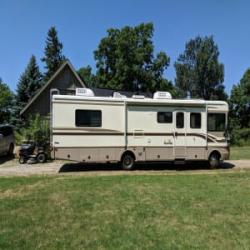 1998 Fleetwood Bounder