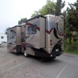 2010 Winnebago Adventurer