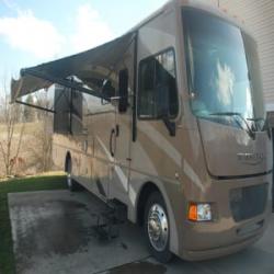 2014 Winnebago Vista 35F