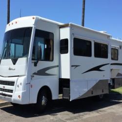 2008 Winnebago Sightseer