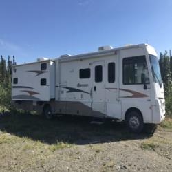 35ft RV with King Bed, 2 bunks, 2 slideouts, sleeps 8