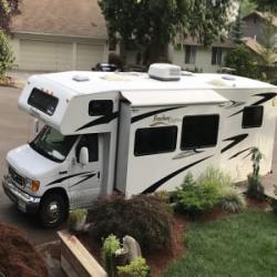 2008 Coachmen Freedom Express FORD