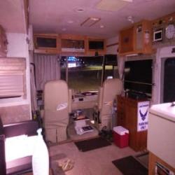 2005 Winnebago Voyage