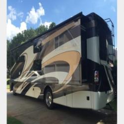 2016 Thor Miramar w/King Suite and bunk house: PERFECT FAMILY VACATION RV