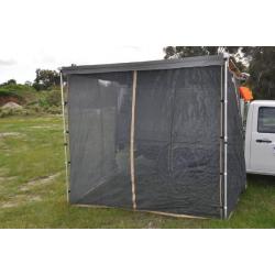 easy-out-awning-mosquito-net-2-5m