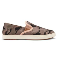 Olukai Pehuea Pa'i Shoe - Women's Soft Pink / Ke Au Camo 8.5 Regular