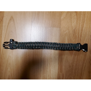 Survival Bracelet - Paracord w whistle